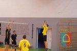Towarzyski mecz siatkówki Gimnazjum w Czarnożyłach i Klubu Sportowego Kąty