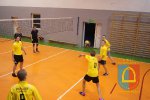 Towarzyski mecz siatkówki Gimnazjum w Czarnożyłach i Klubu Sportowego Kąty